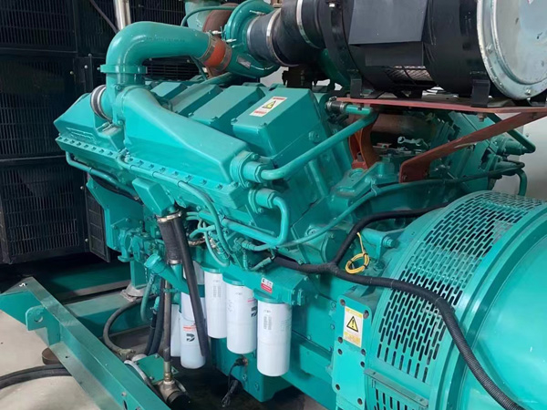 明溪更换100kW柴油发电机组机油时，需要注意哪些事项？